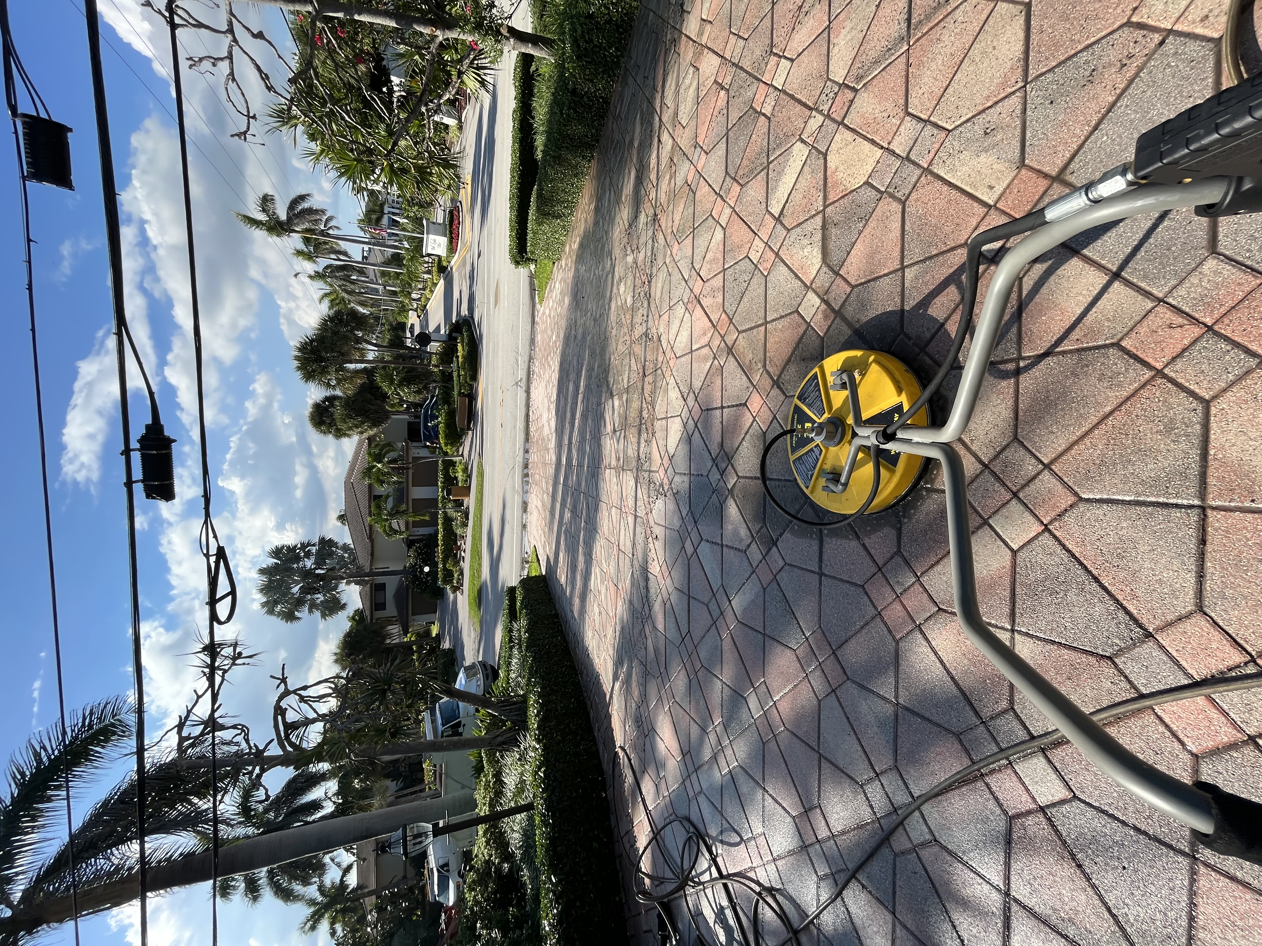 Driveway-stone-walkway-cleaning-in-Highland-Beach-FL 4